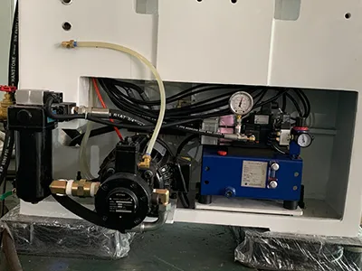 Locking pump / Lubrication oil pressure pump