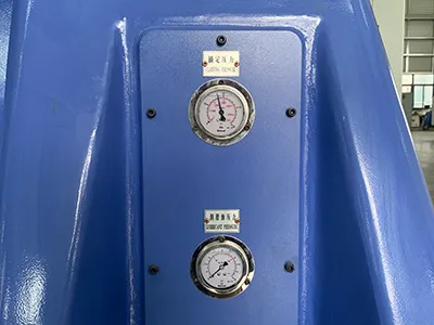 Pressure gauges (four sets)