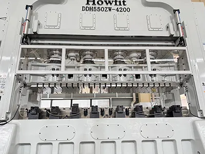 Central guide post and slide